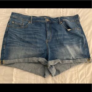 TORRID jean shorts